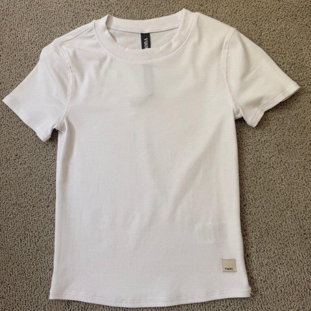 Vuori Feather Baby Tee